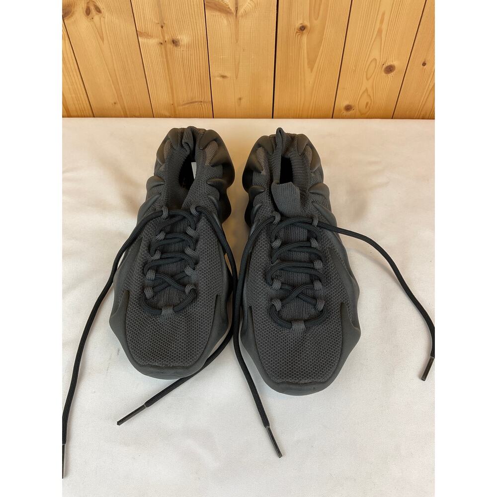 Men's Adidas Yeezy 450 Shoes, Size 11 - Black - Picture 2 of 7